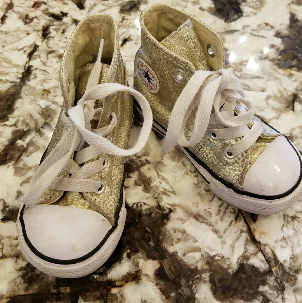 !SOLD!! Toddler Chuck Taylor's